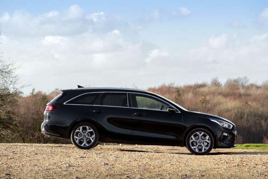  Kia Ceed Sportswagon 2018 года  (UK) (фото 3 из 27)